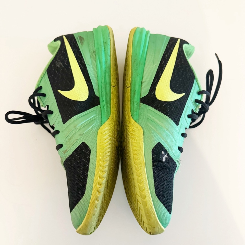 NIKE KB Mentality Kobe Bryant Black/Volt/Poison Green Men's Sneakers Size 11 - Picture 6 of 9